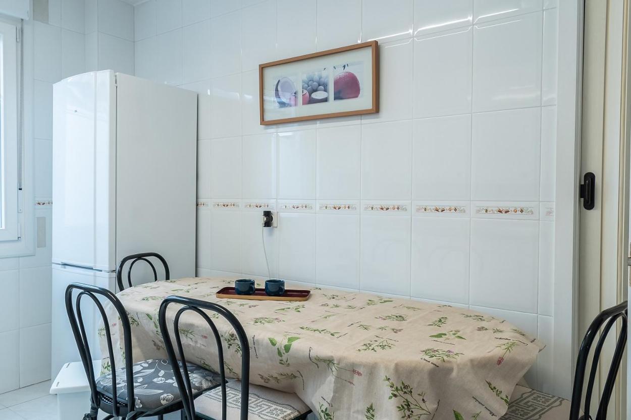 Coqueto Apartamento 2 Dormitorios Pamplona Exteriör bild